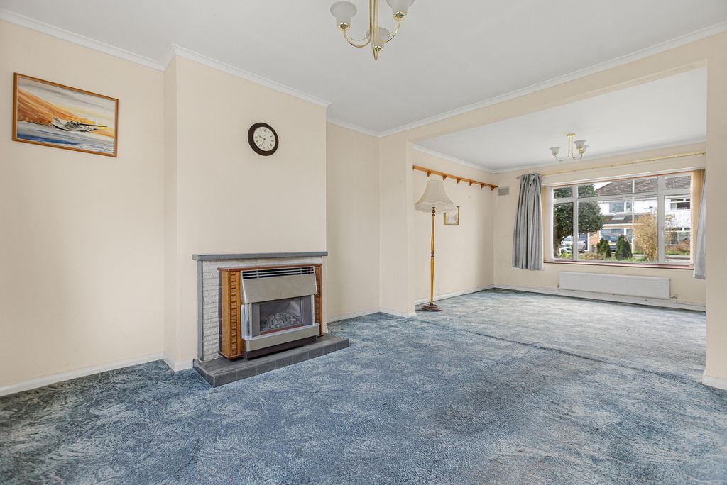 Property photo 3 of 25