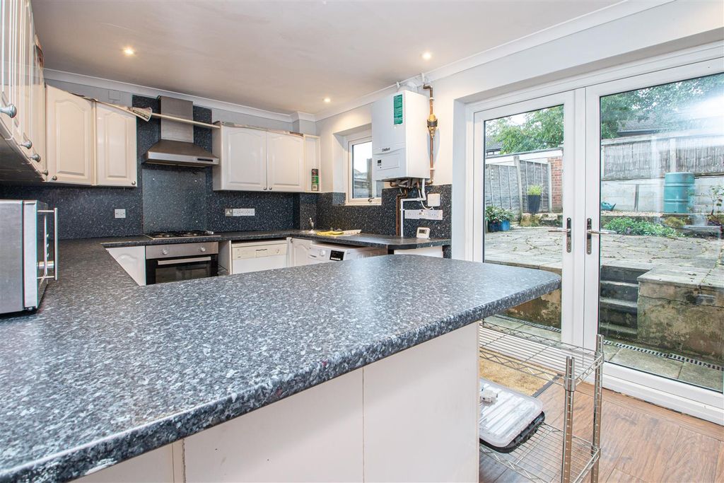Property photo 2 of 10 40Braybrook_5.Jpg
