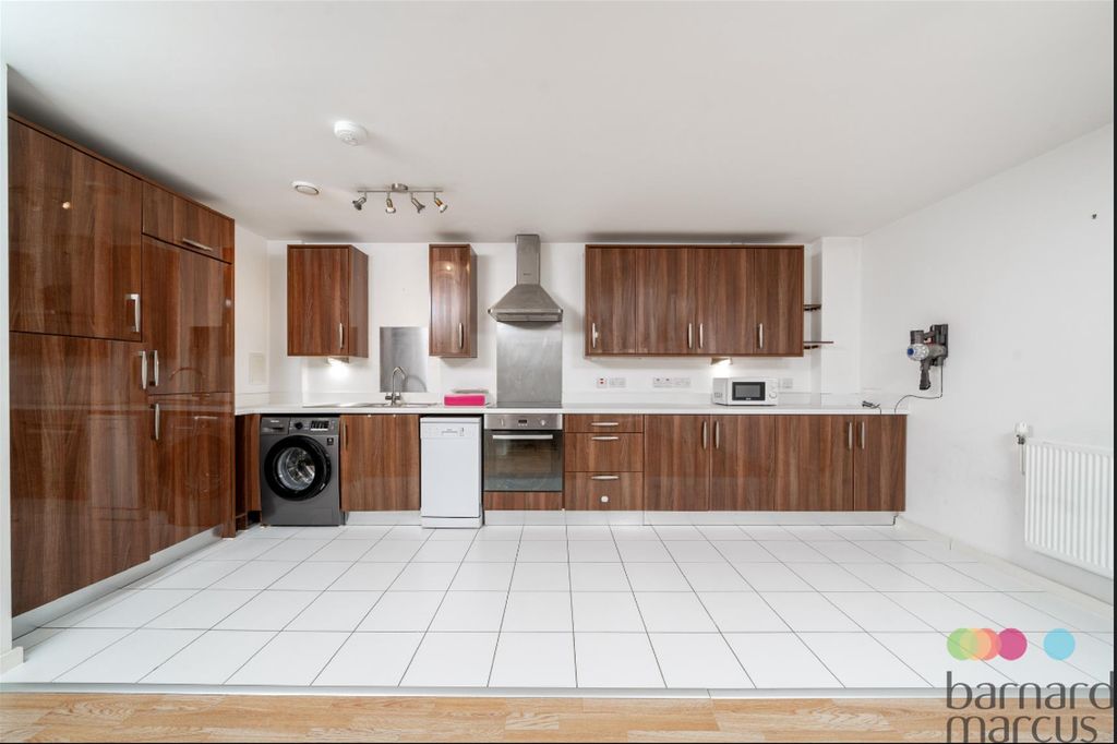 Property photo 1 of 17 Reception Room