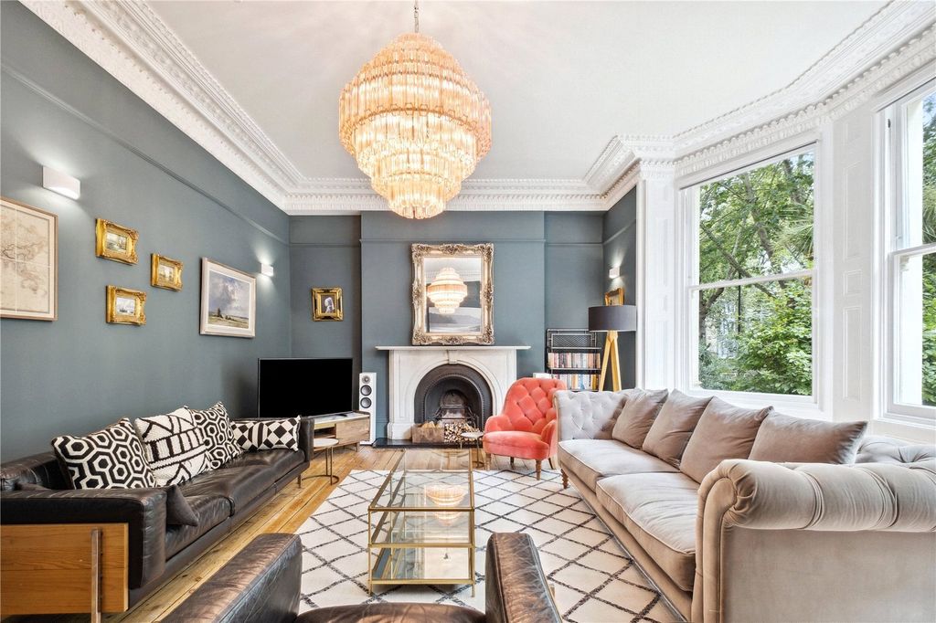 Property photo 1 of 29