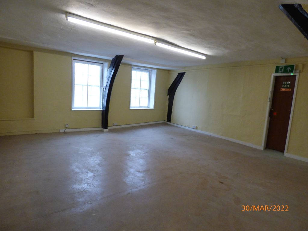 Property photo 3 of 3