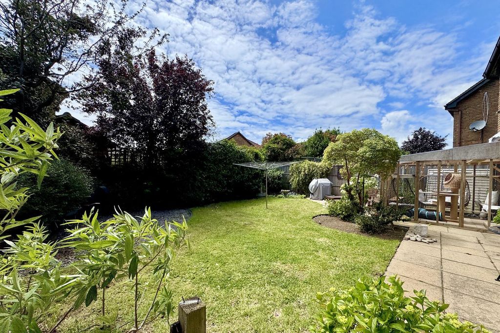 Property photo 3 of 25