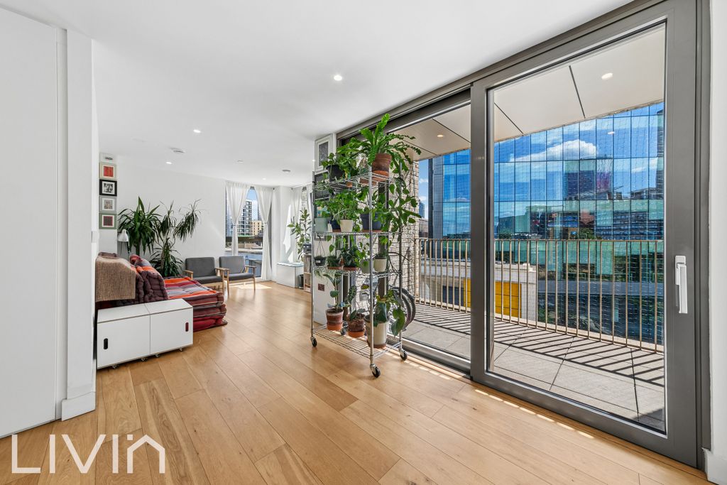 Property photo 2 of 10 Vita Apartments 55 -6