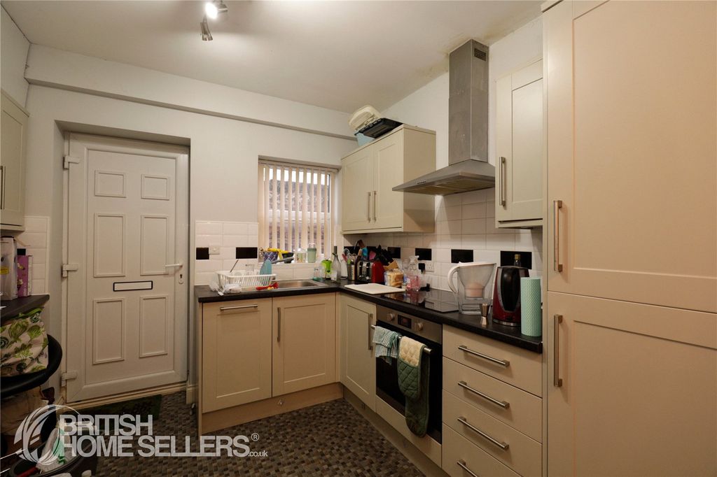 Property photo 3 of 16 Picture No. 09