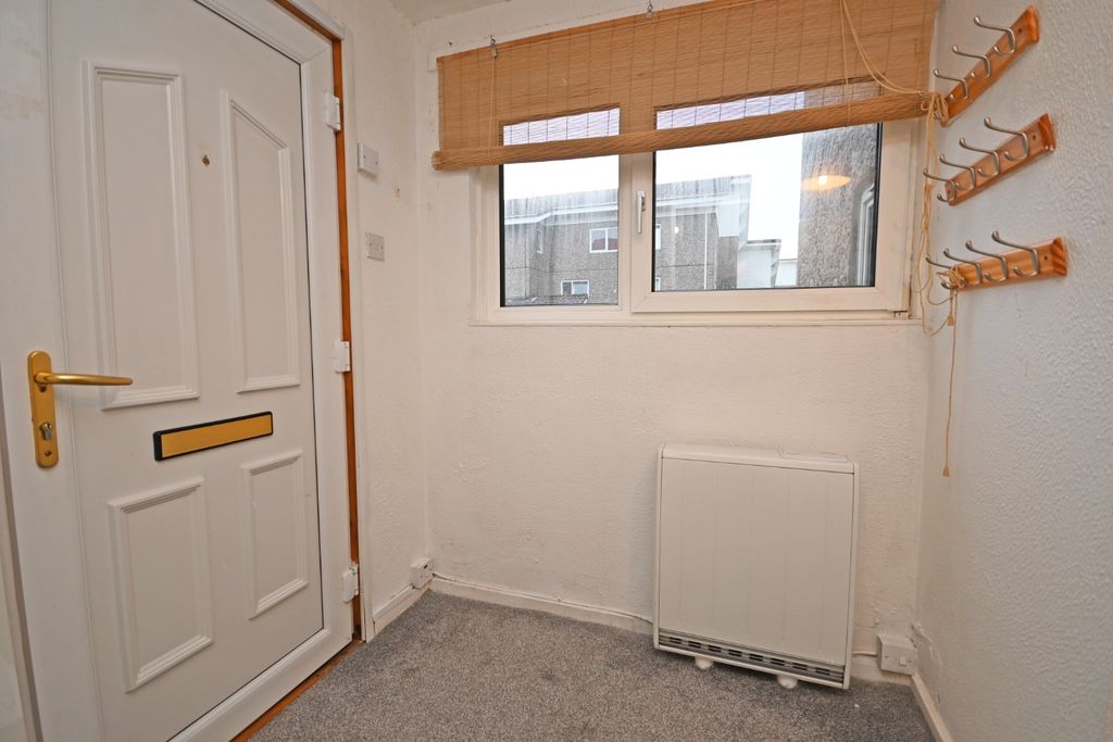 Additional image 4 of 2 bed flat for sale132 Fairhaven, Kirn, Dunoon, Argyll And Bute PA23