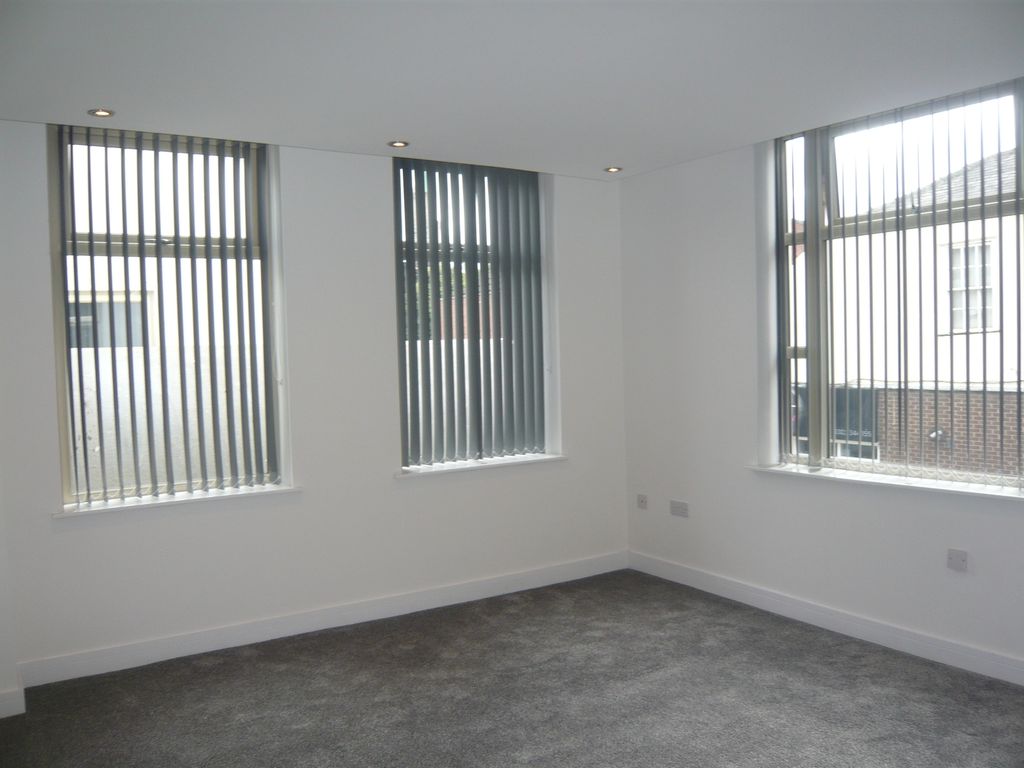 Property photo 1 of 4