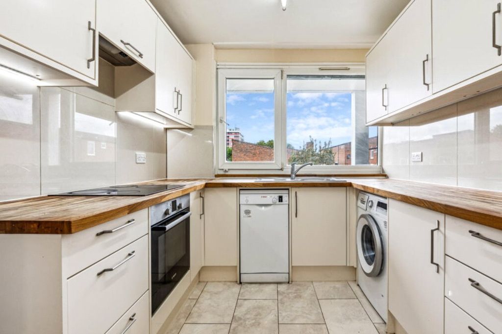 Property photo 2 of 7 Picture No. 07