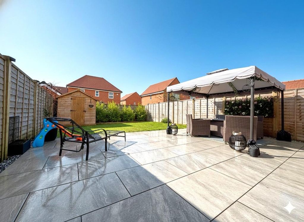 Property photo 3 of 16 Gemini_Generated_Image_12Y2E412Y2E412Y2.Jpg