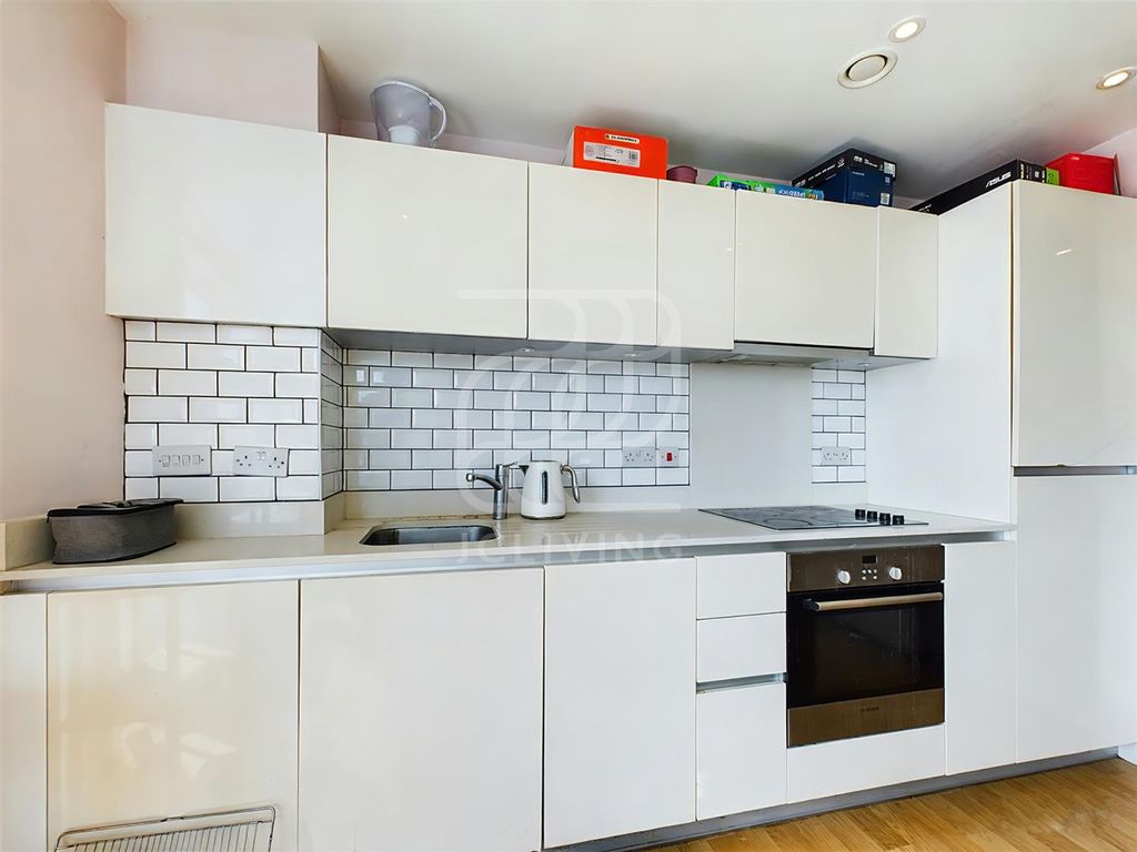 Property photo 3 of 12 B63A96Db-4Ef5-40c4-91Af-F929A6c42De4.Jpg