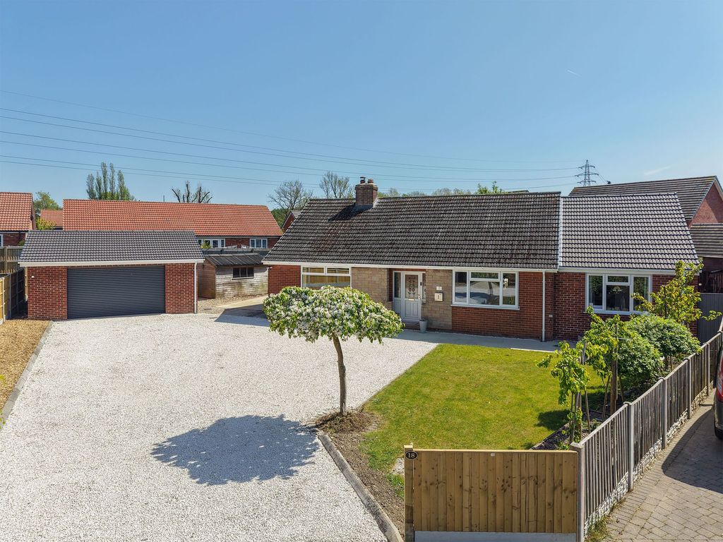 Property photo 1 of 32