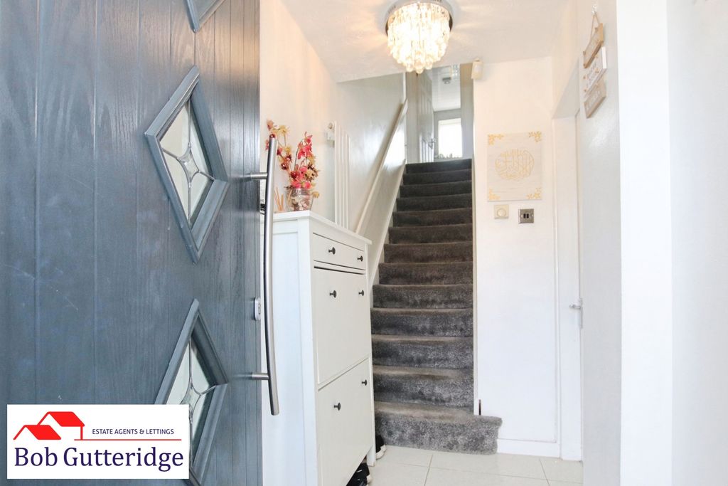 Property photo 2 of 46 Entrance Hallway