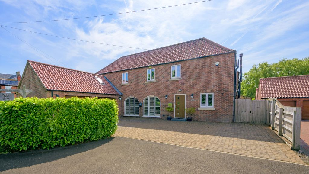 Property photo 1 of 34
