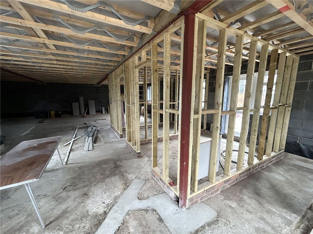 Property photo 3 of 4 Picture No. 03