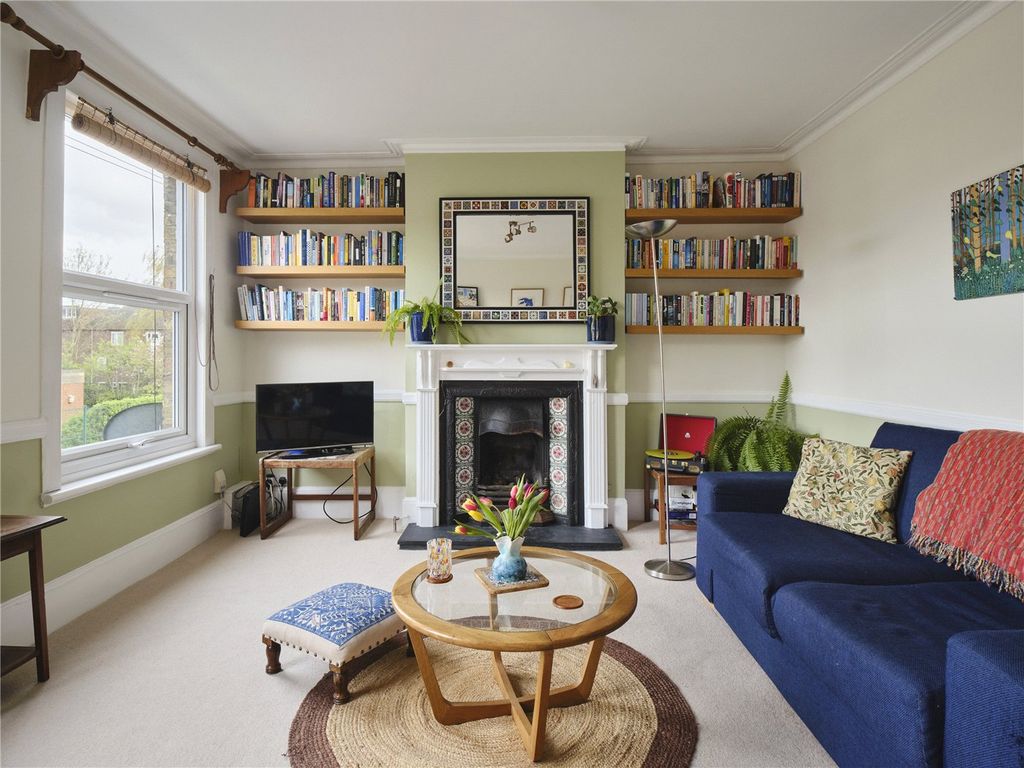 Property photo 2 of 14 Picture No. 02