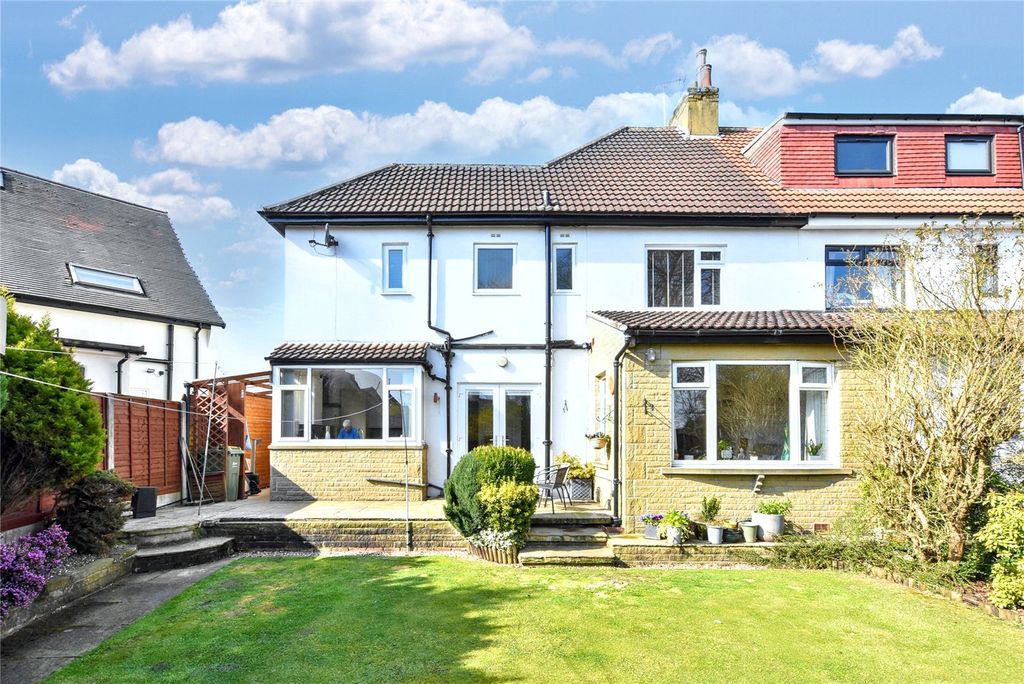 Property photo 3 of 39 Picture No. 01