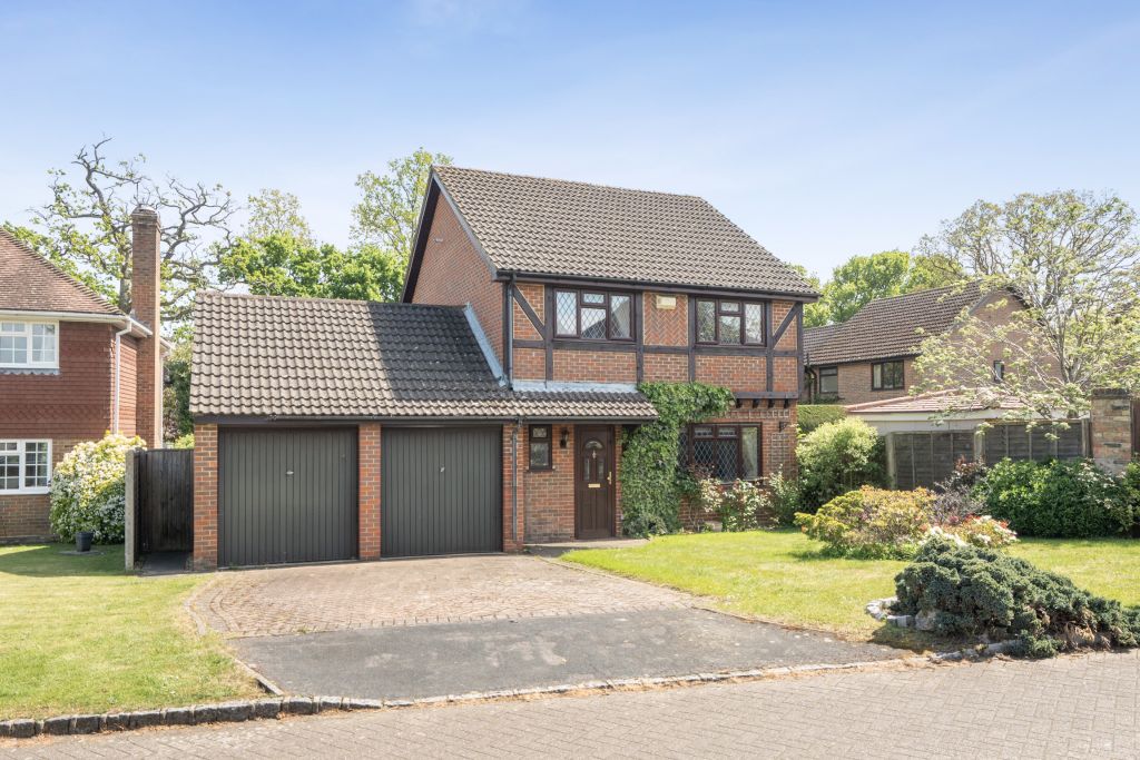 Property photo 1 of 17