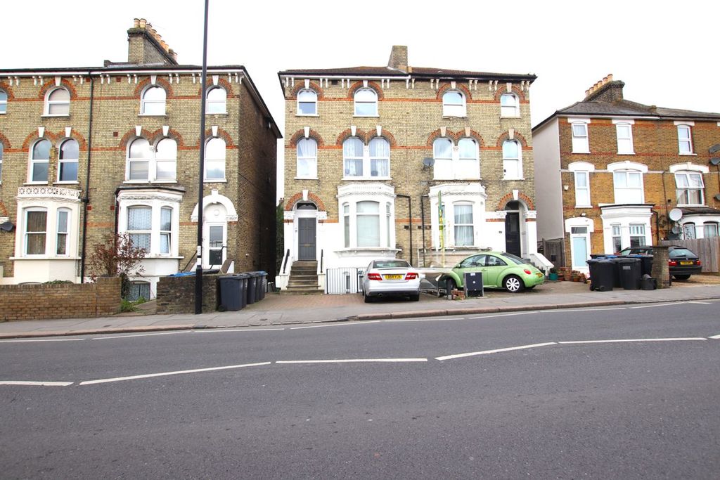 Property photo 1 of 4