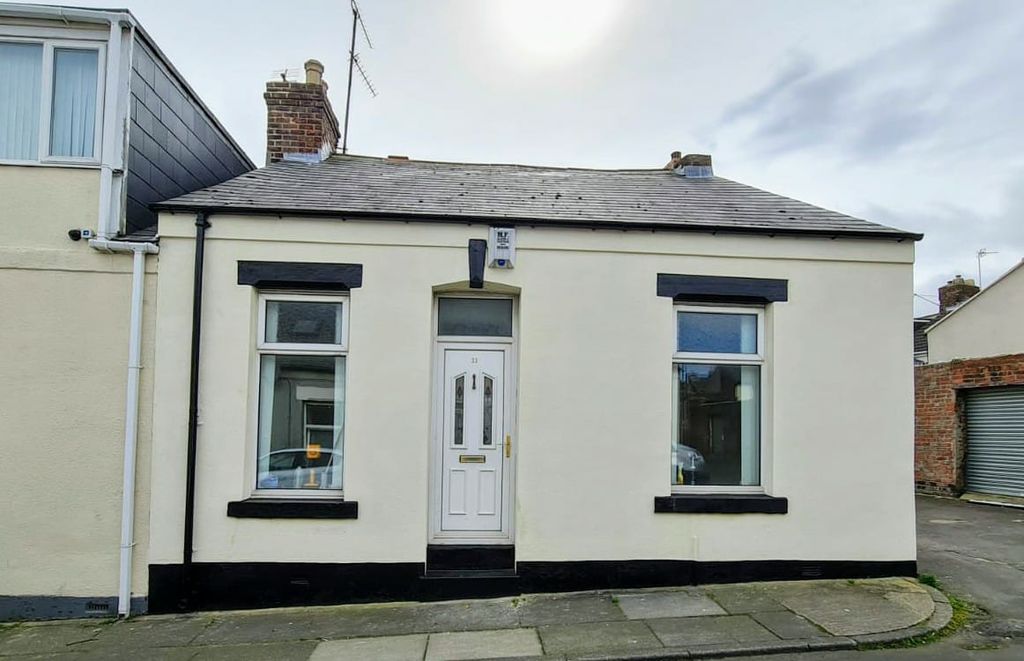 Property photo 1 of 7