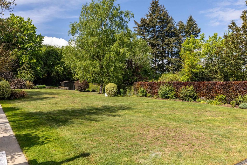 Additional image 22 of 5 bed detached house for saleRingley Park Avenue, Reigate RH2