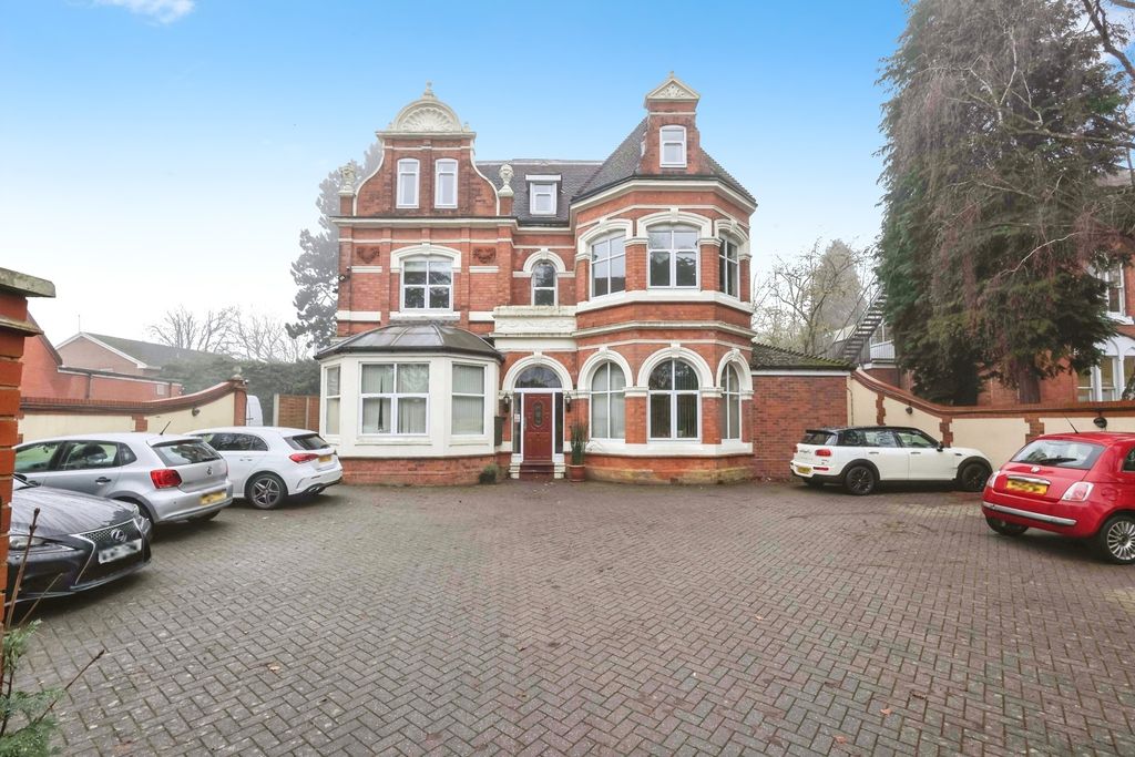 Property photo 2 of 16 Pbox-Img.Jpg