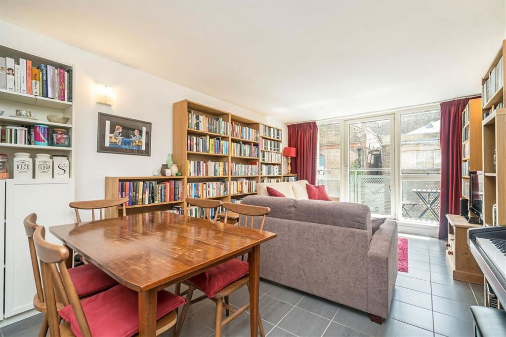 Property photo 3 of 10