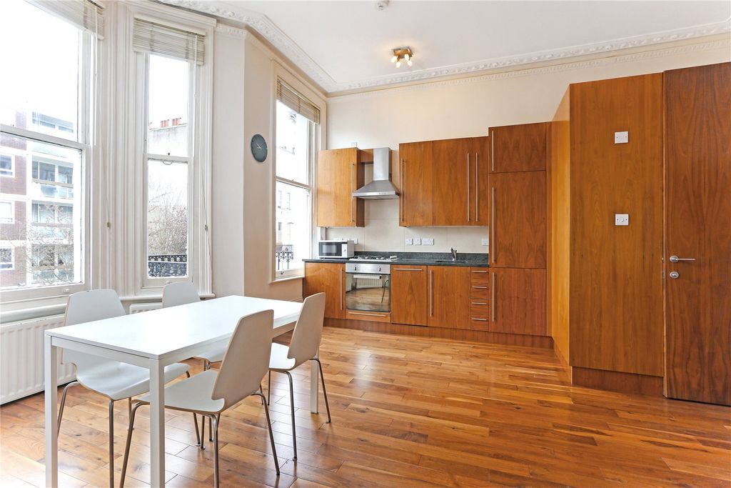 Property photo 1 of 12 Picture No. 10