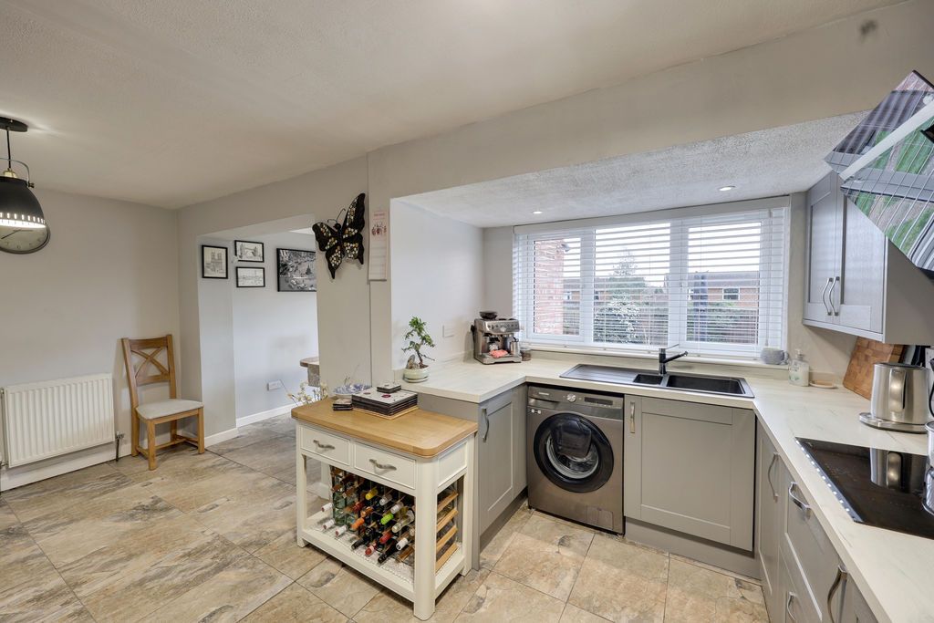 Property photo 3 of 22 Photo 10