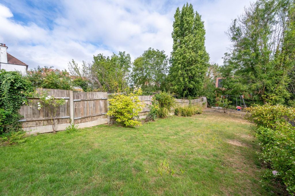 Property photo 3 of 15
