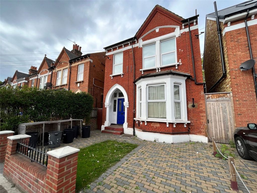 Property photo 3 of 5