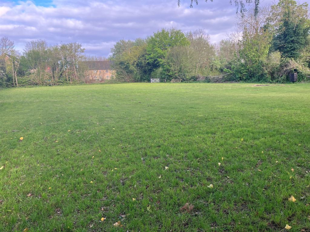 Property photo 3 of 5