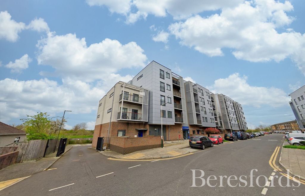 Property photo 1 of 13 Picture No. 15