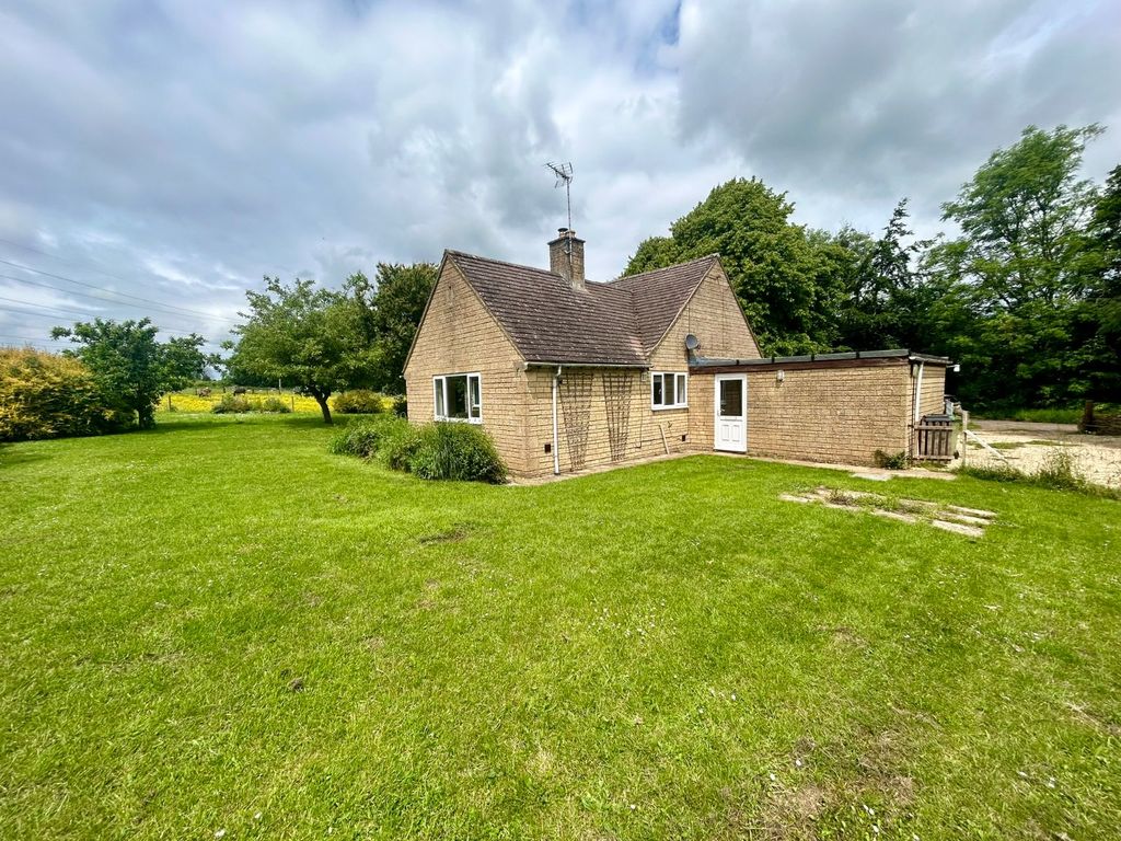 Property photo 1 of 10 Picture No. 05