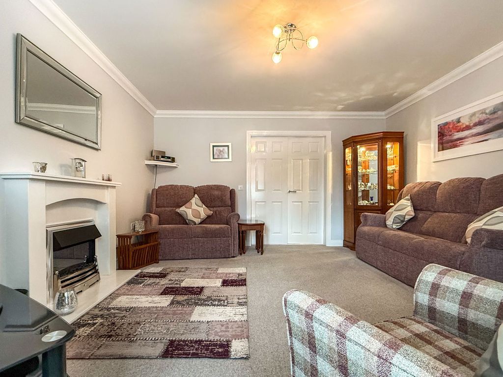 Property photo 3 of 19