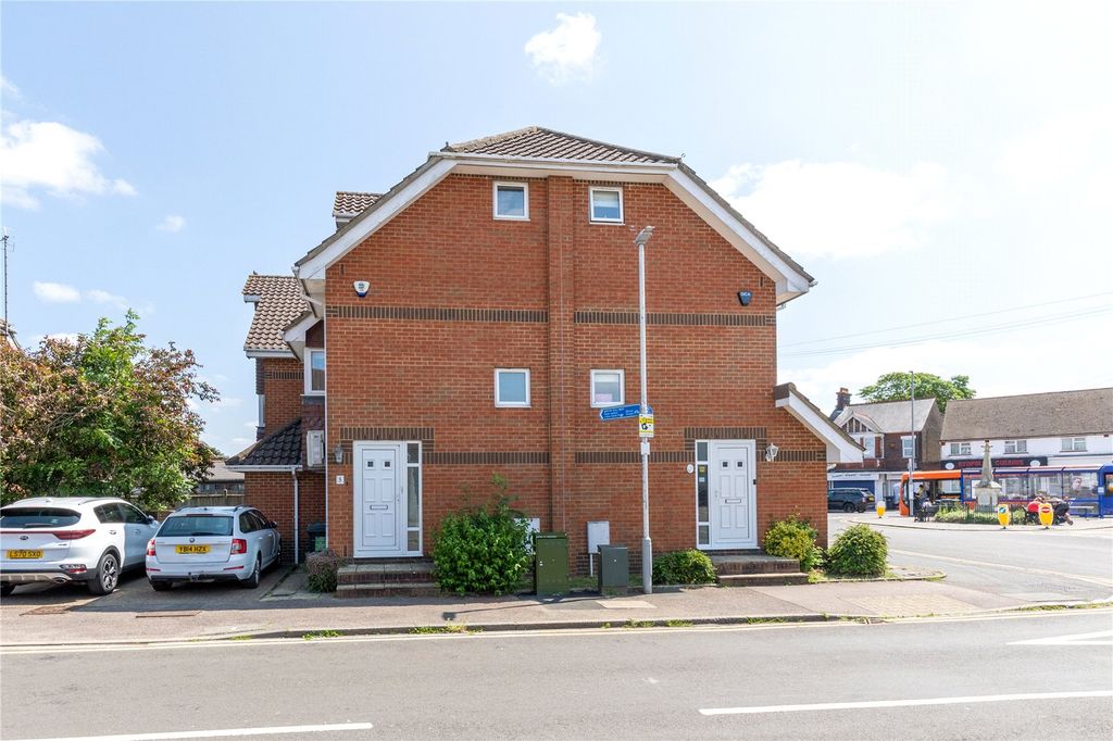 Property photo 1 of 10 Picture No. 02