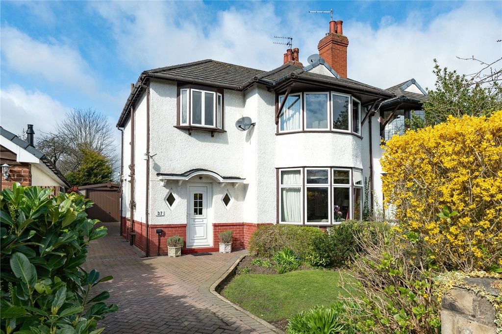 Property photo 1 of 18 Front