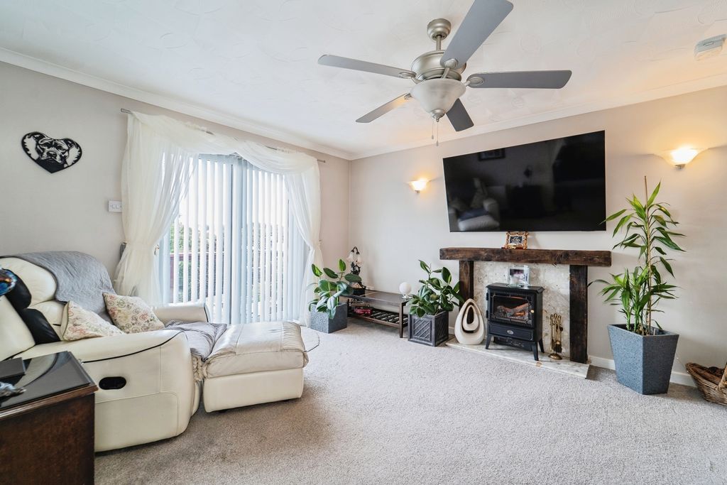 Property photo 2 of 22 Pbox-Img.Jpg