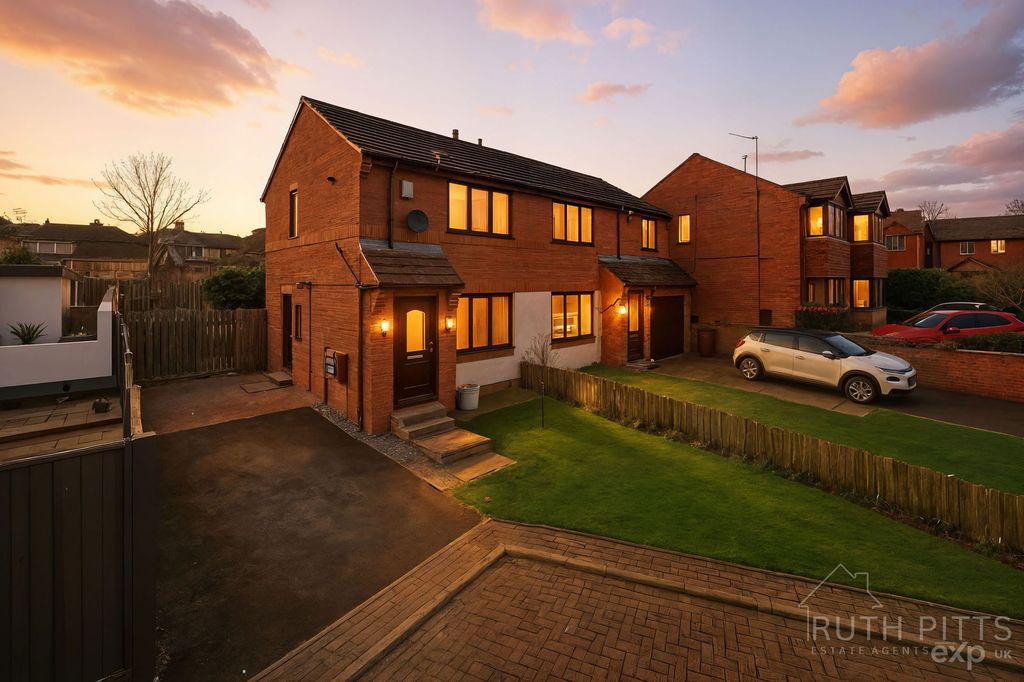 Property photo 3 of 24