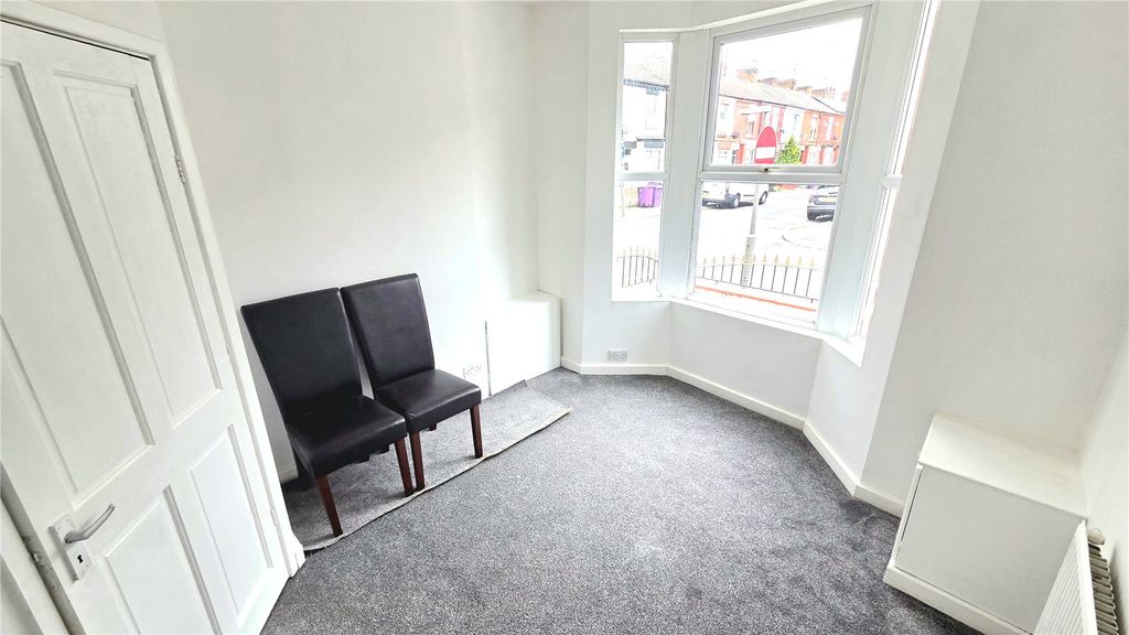 Property photo 2 of 14 Picture No. 02