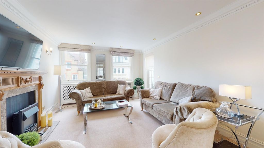 Property photo 1 of 14 64B5740838992E9B34c7Fcf4_E51031A99Bc5c90992A81Da75