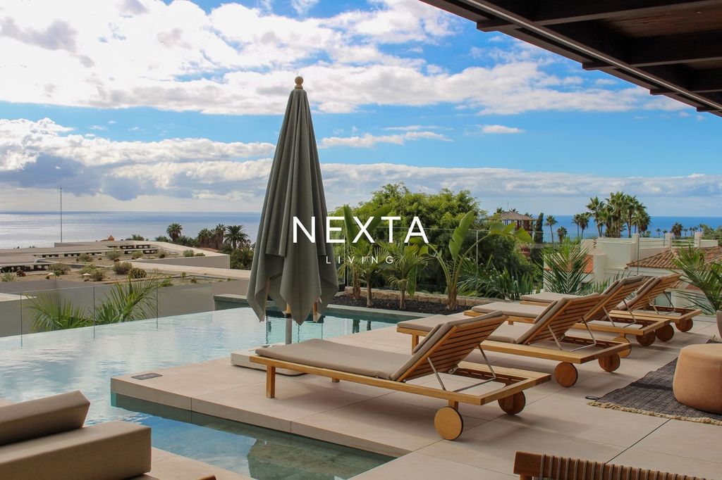 Property photo 1 of 47 ¡Luxury Villa In La Caleta With Private Pool And Ocean Views!