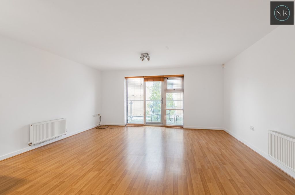Property photo 2 of 22 4285445