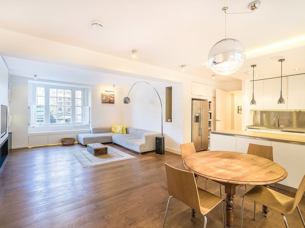 Property photo 1 of 12 Clarewood Court
