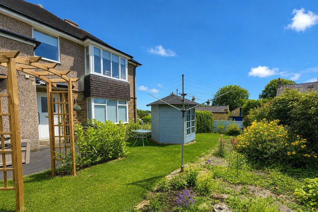 Property photo 1 of 15 Garden
