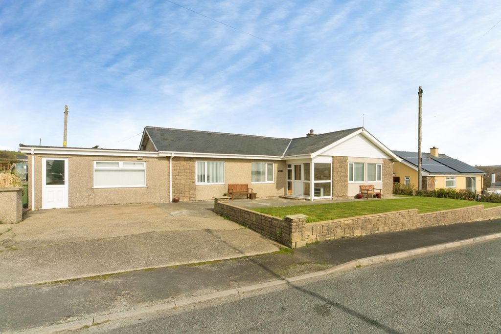 Property photo 1 of 15 Pbox-Img.Jpg