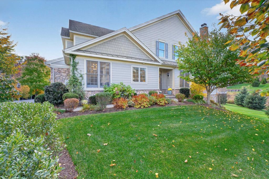 Property photo 1 of 31