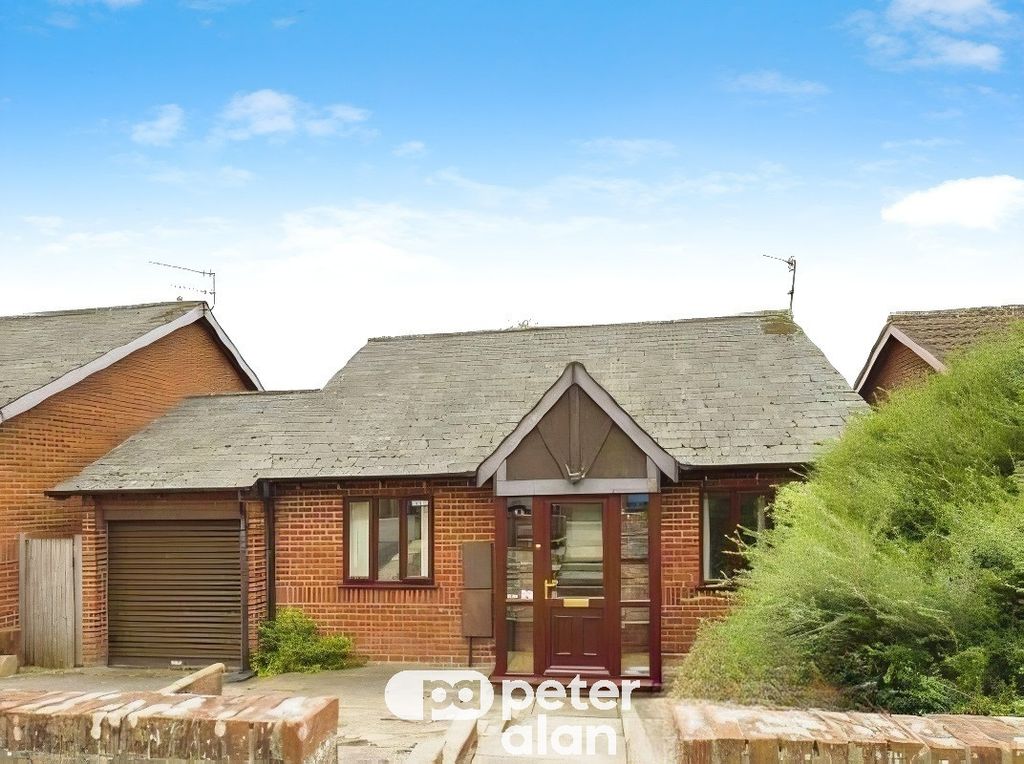 Property photo 1 of 11 Image