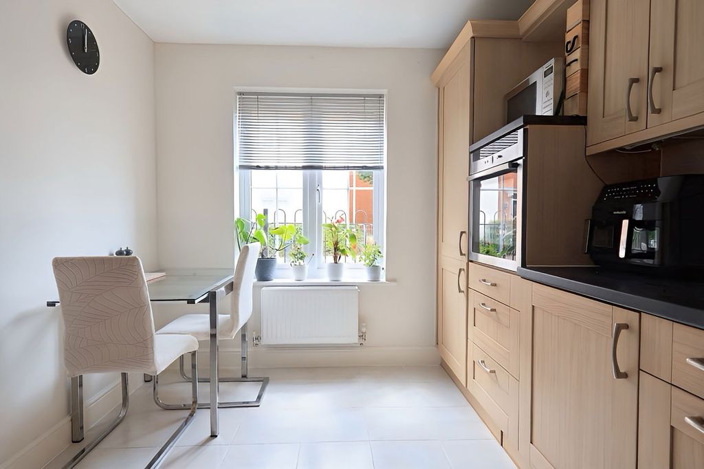 Property photo 3 of 14 Img_9801_1748874561078.Jpeg