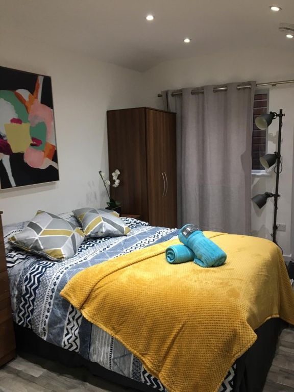 Property photo 1 of 6 04945Ac3-9249-4688-9Ab9-F7434F69Ad6d 2.Jpg