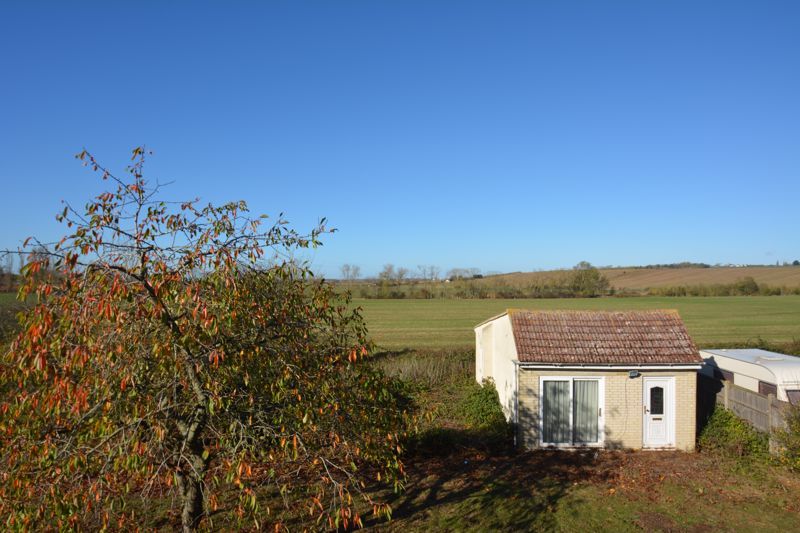 Property photo 2 of 9 Photo 10