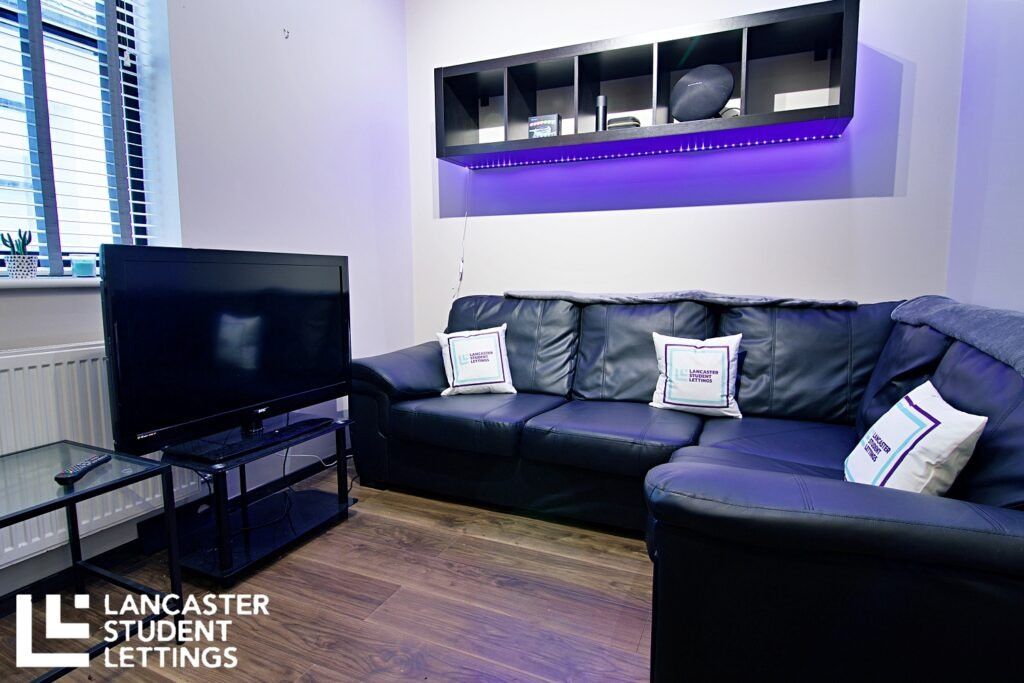 Property photo 2 of 8 Property Photo